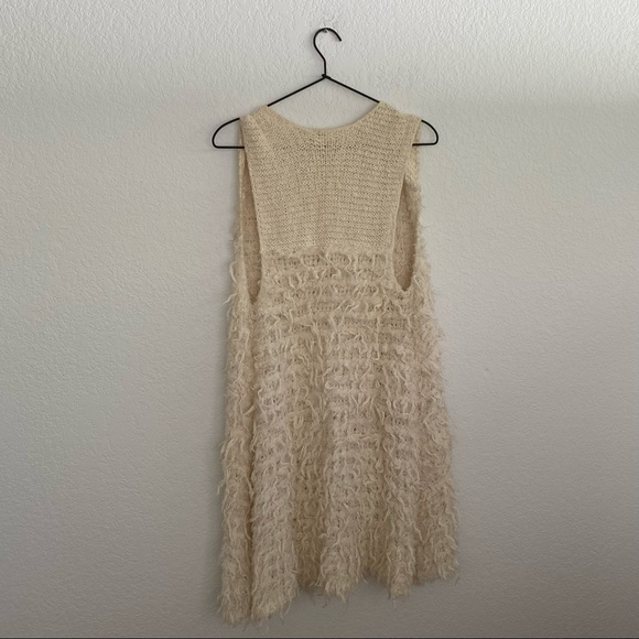 FREE PEOPLE Women’s XS Cream Sleeveless Crotchet Long Vest - Picture 2 of 7